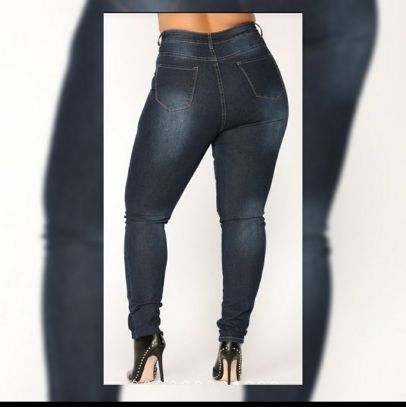 Jeans - Picture 2 of 3